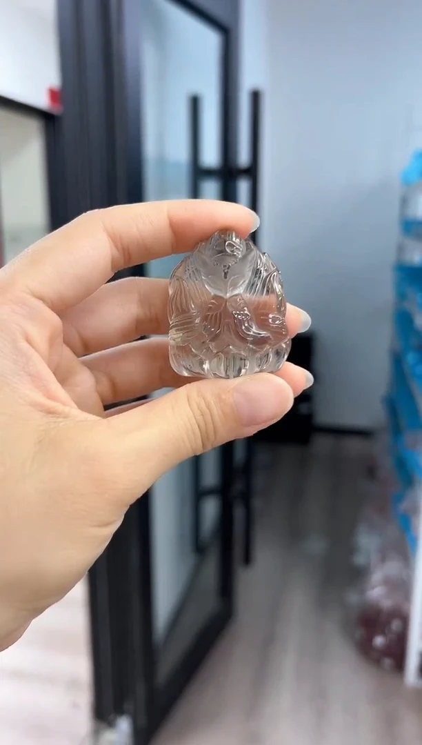 未镶嵌颈饰水晶MJJZBJM3959茶水晶九尾狐吊坠多样性发一