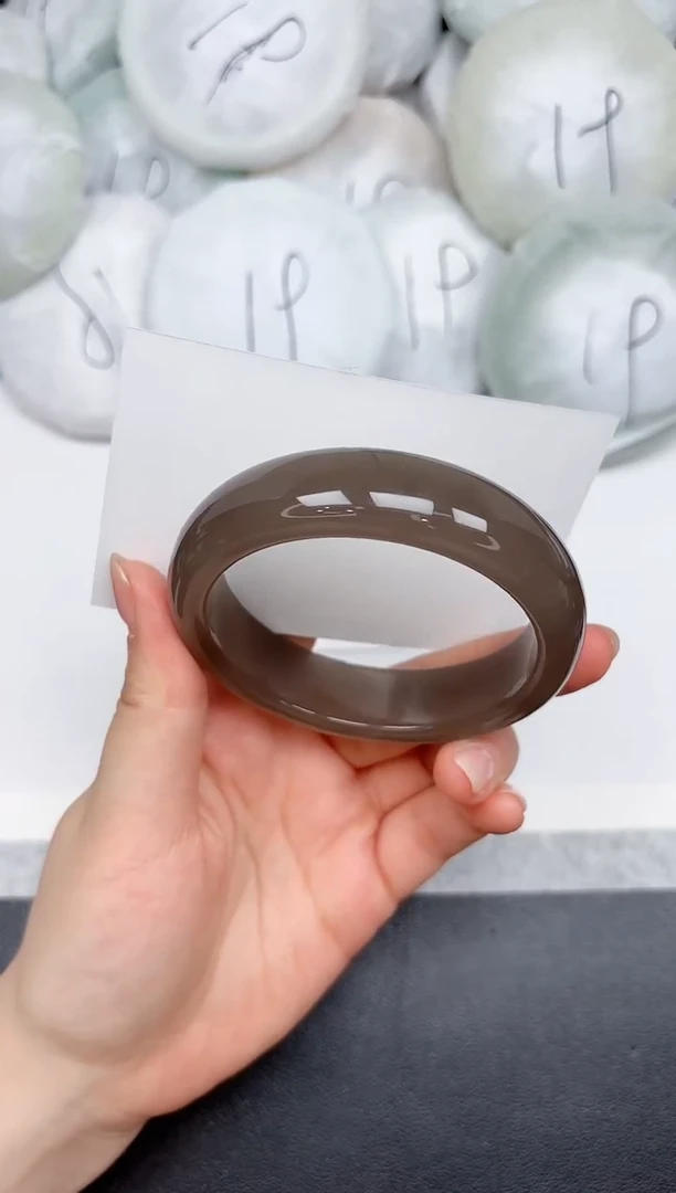 未镶嵌手镯石英质玉118/59.7