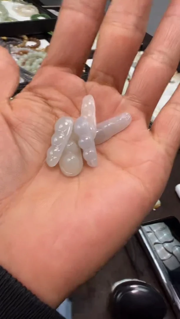 【闪购商品】和田玉吊坠未镶嵌和田玉吊坠多样性发货拍一发一