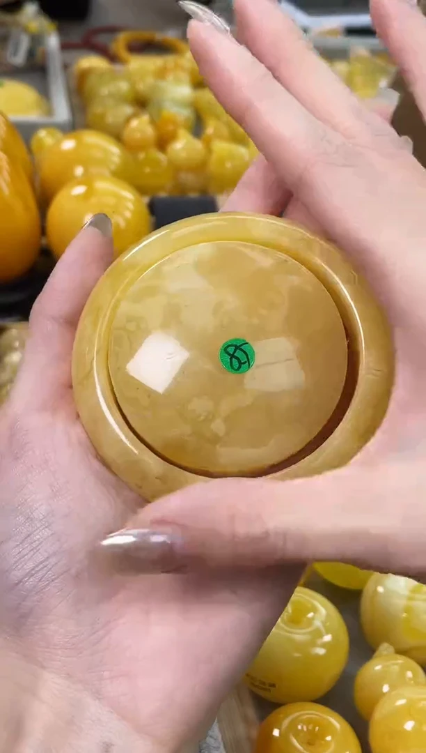 裸石琥珀未镶嵌J42