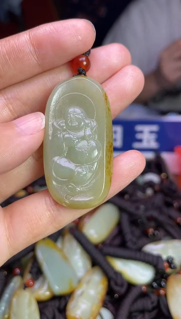 未镶嵌和田玉挂件1