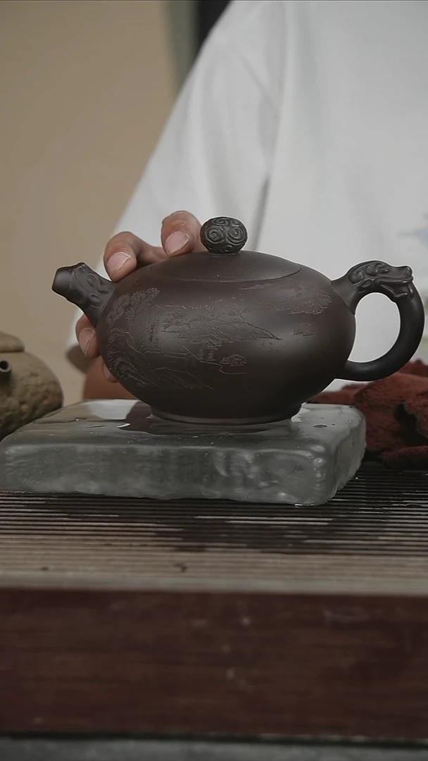 茶壶紫砂中****行高工400CC带证