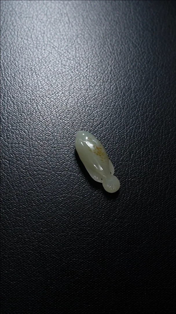 【闪购商品】和田玉颈饰未镶嵌鱼