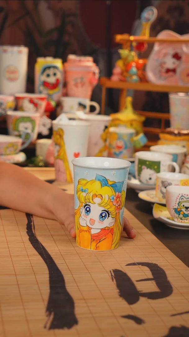 景德镇手工手绘杯杯