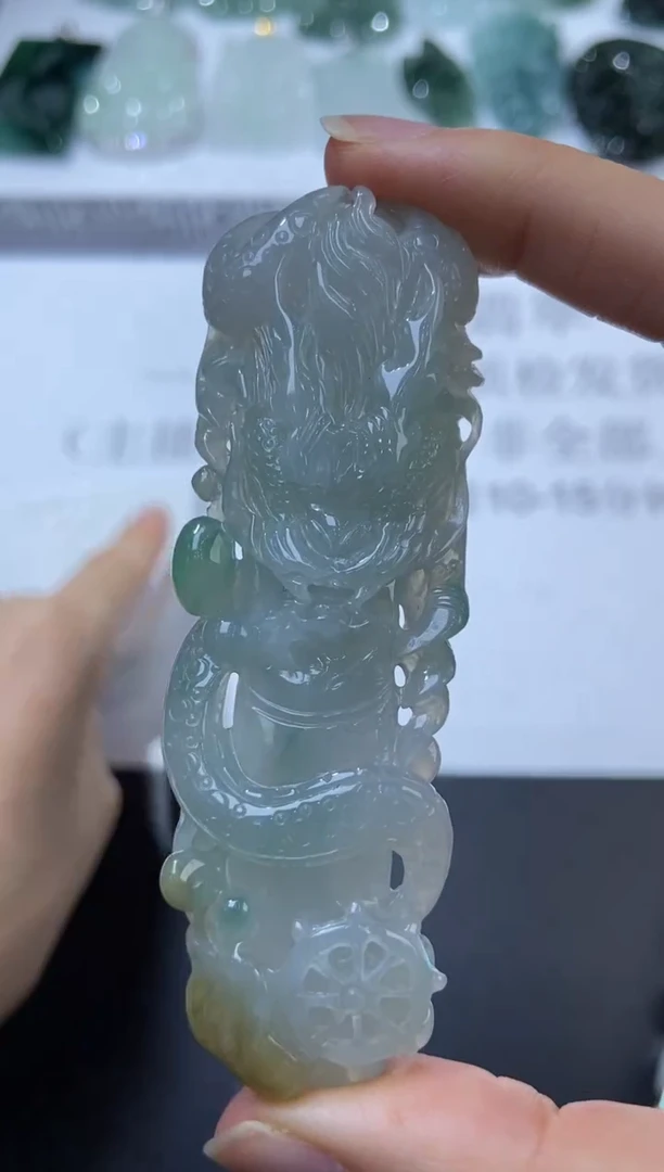 未镶嵌挂件翡翠374230   多人