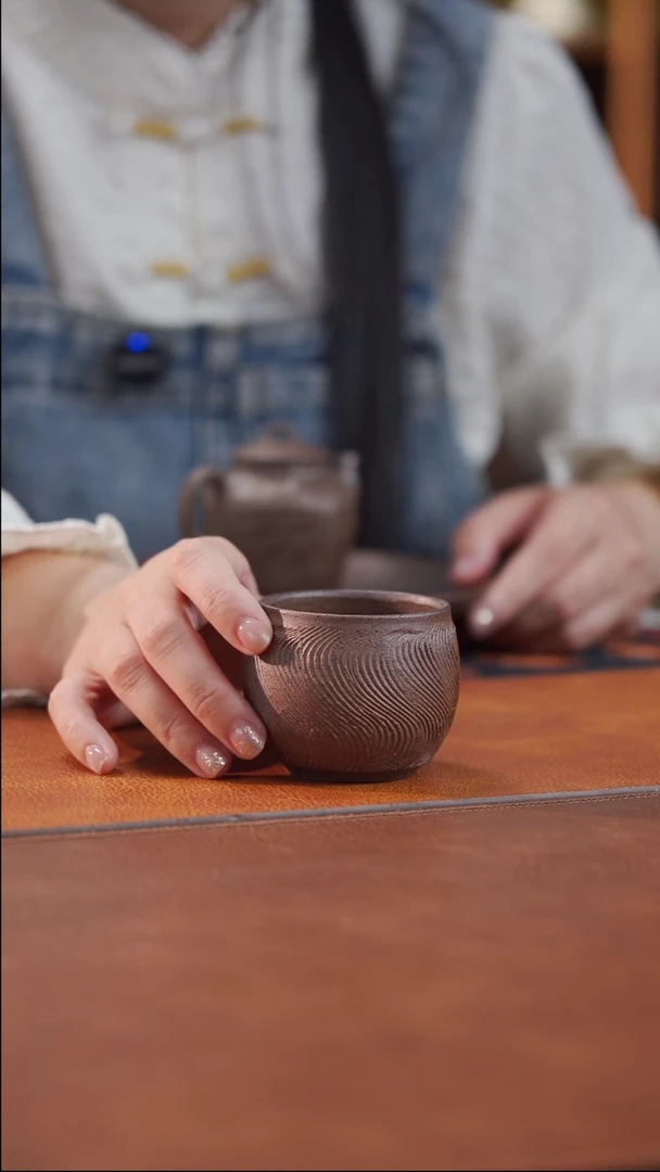 瓷片裸烧水纹主人杯