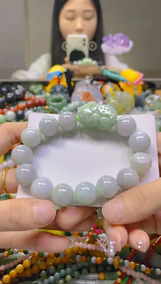 翡翠未镶嵌颈饰13MM/G/翡翠A货，一件也是批发价