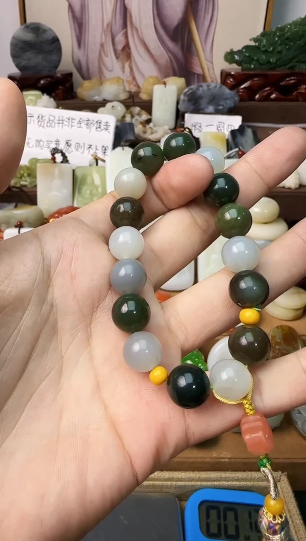 【闪购商品】和田玉颈饰未镶嵌手串