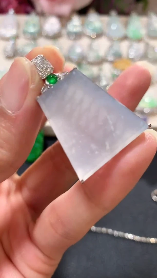 吊坠(不含链)18K金镶嵌翡翠n12