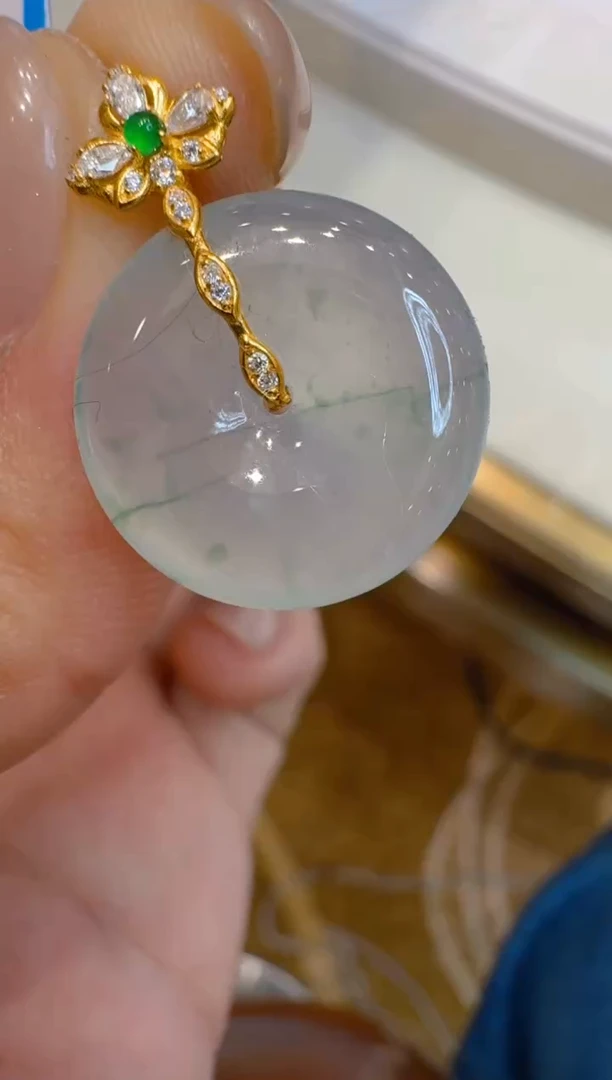 吊坠(不含链)18K金镶嵌翡翠多样性团购发一件