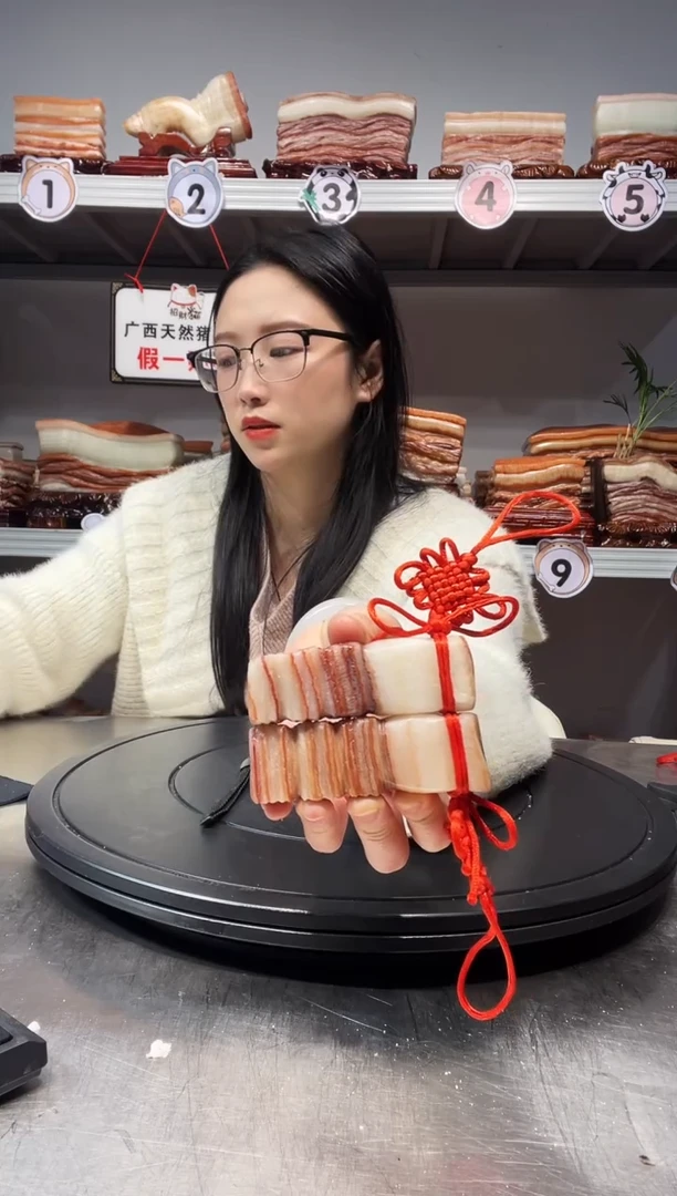 【闪购商品】天然石材柳州猪肉石