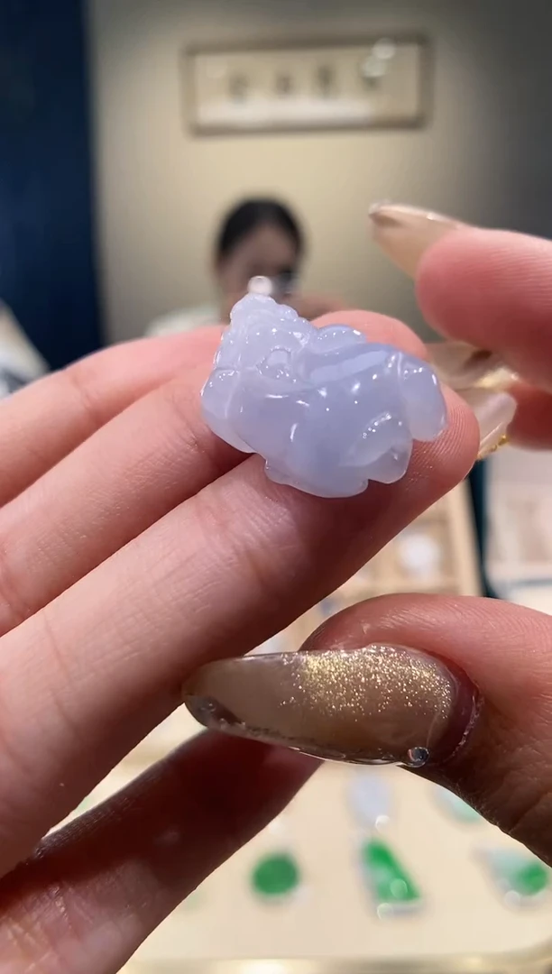 【闪购商品】翡翠颈饰18K金镶嵌貔貅