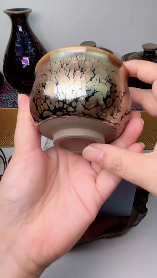 茶盏春申阁福利1只手握