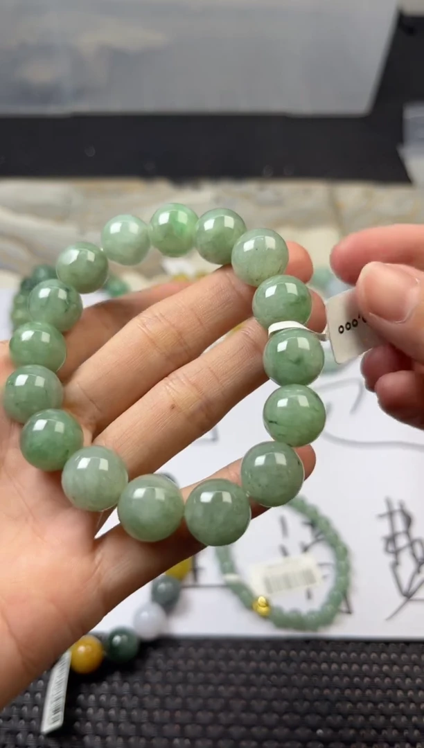 未镶嵌定制翡翠翡翠