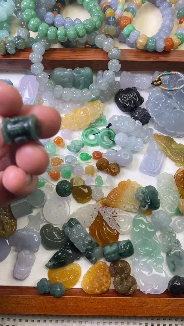 【闪购商品】翡翠颈饰未镶嵌【闪购商品】 天然翡翠