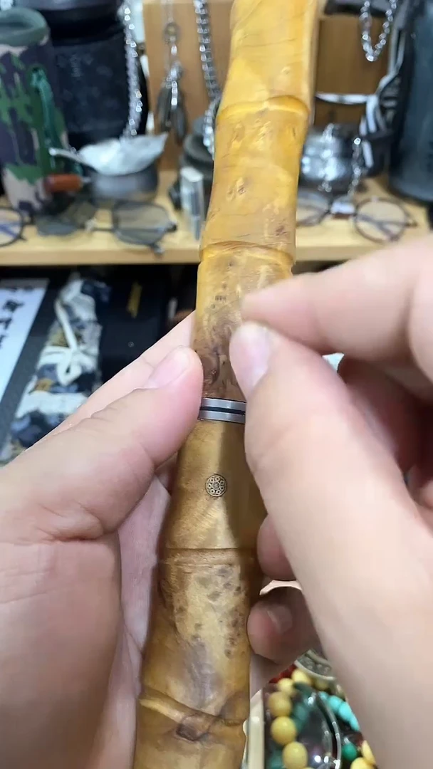 瓷片闪购商品  如图所示