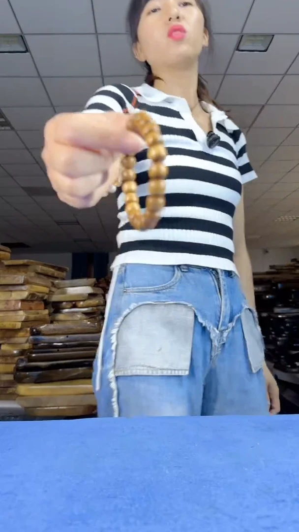 1.99一条以主播讲解为准 (不含配件)