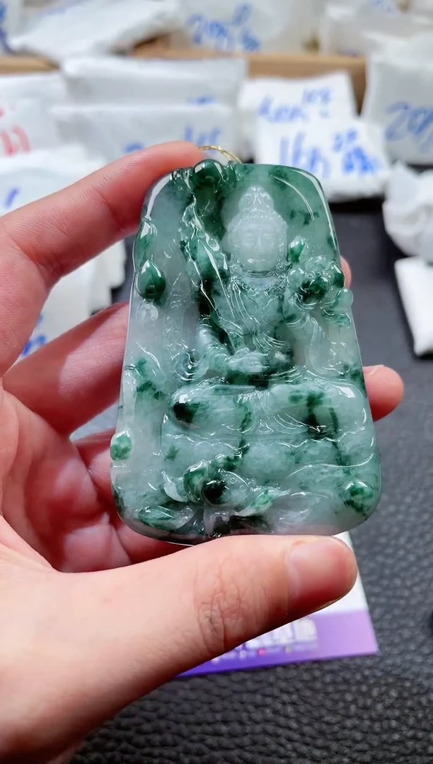 翡翠未镶嵌颈饰00000865虚空