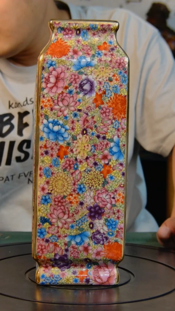 其他人***。精品陶瓷摆件