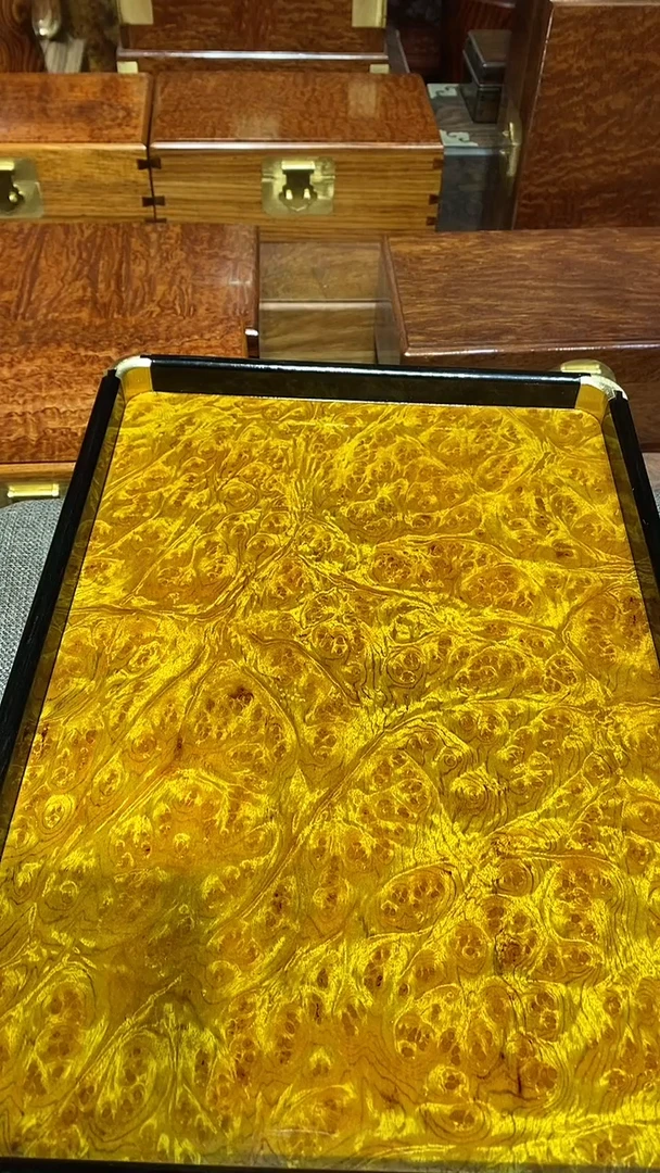 【闪购商品】香樟木木艺茶盘一个