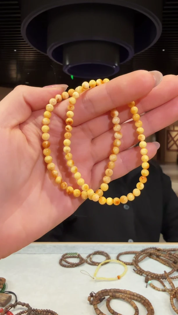 【闪购商品】蜜蜡手链未镶嵌妖花蜜蜡手串（多样性发其一）