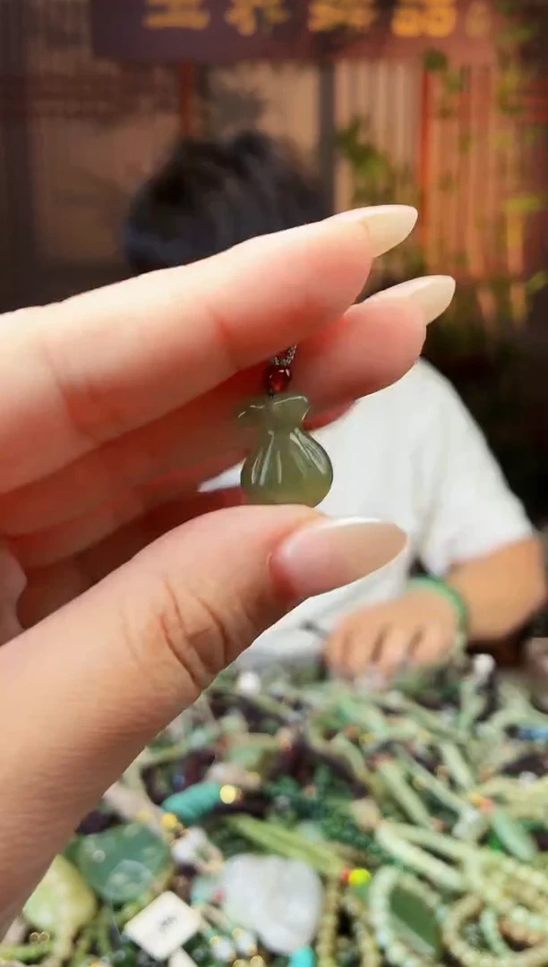 颈饰未镶嵌和田玉多样性发货拍一发一