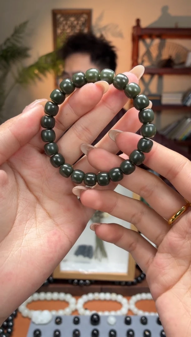 未镶嵌手串和田玉沙枣青8-9老