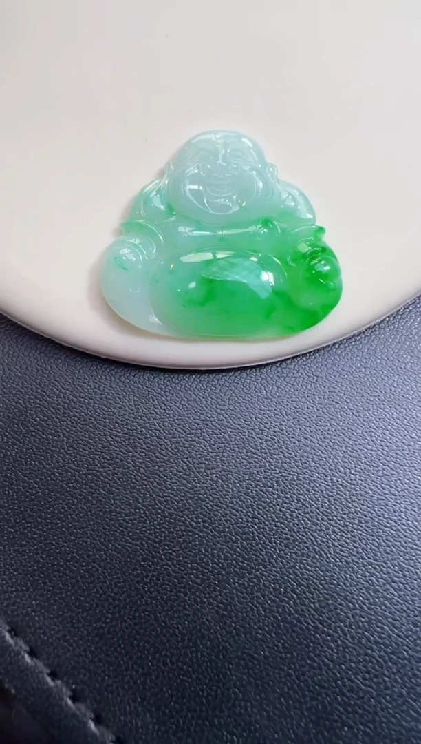 未镶嵌定制翡翠24.3*28.3.8佛公