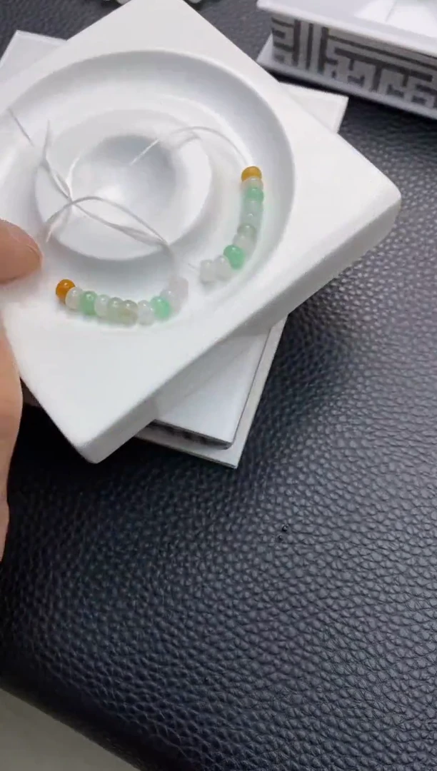 翡翠散珠1天然A货翡翠散珠