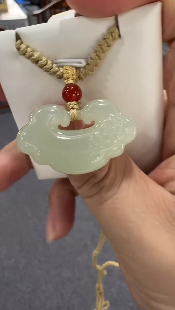 【闪购商品】和田玉吊坠未镶嵌如意锁配绳