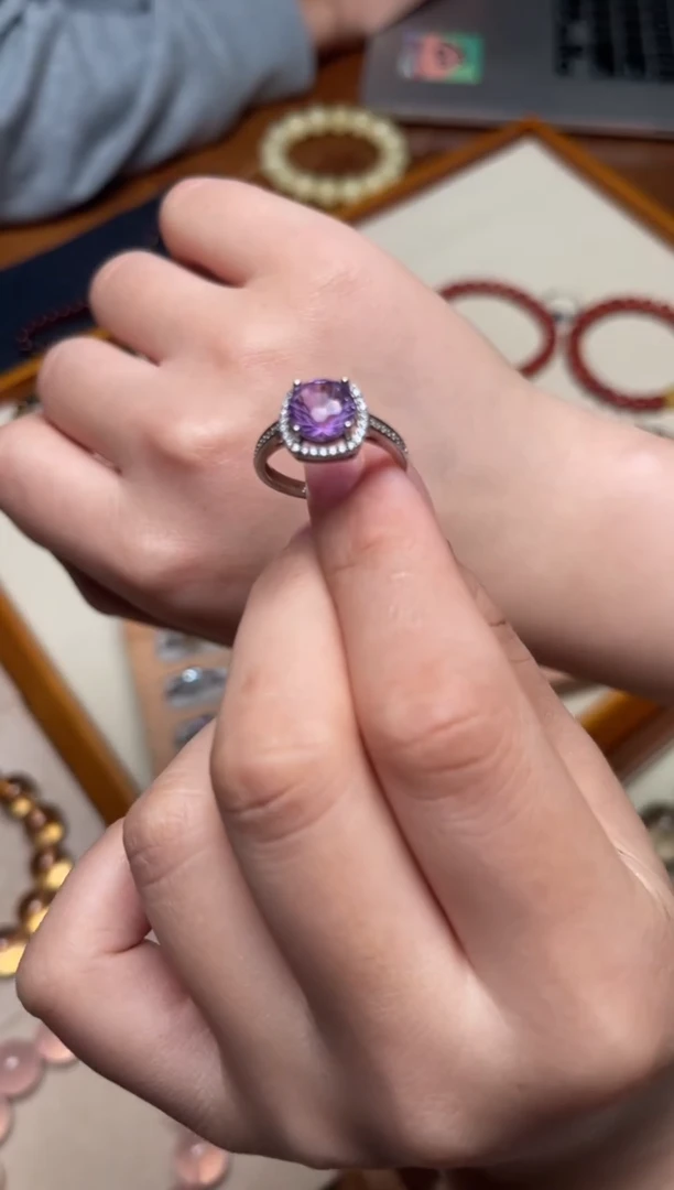 未镶嵌手串水晶Friday甄选 | 烟花钻切巴西紫水戒指