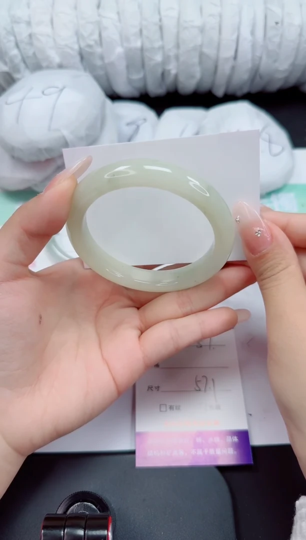 石英岩玉手镯未镶嵌57-57/58