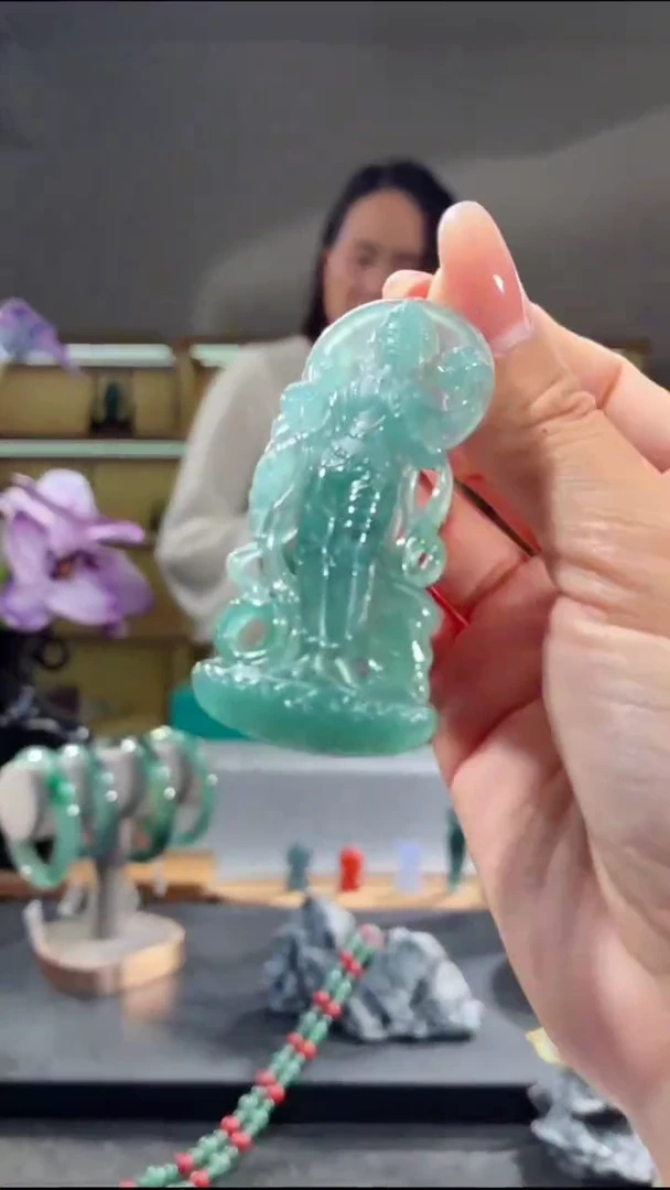 吊坠(不含链)未镶嵌翡翠观音