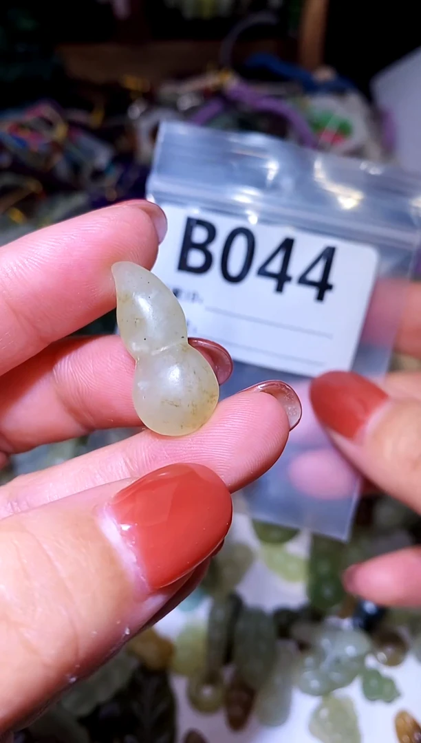 和田玉未镶嵌颈饰1