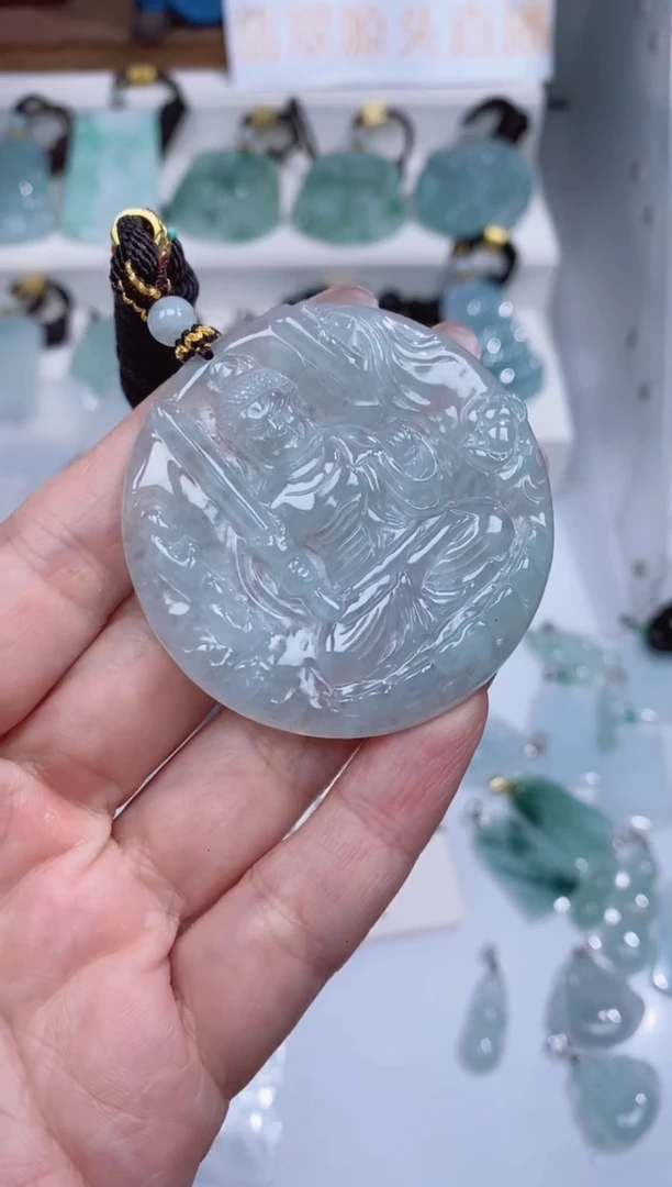 颈饰未镶嵌翡翠吊坠
