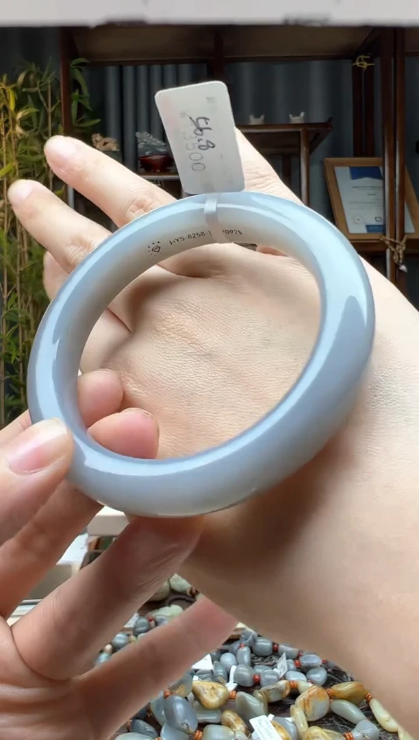 【闪购商品】和田玉颈饰未镶嵌手镯 56.8