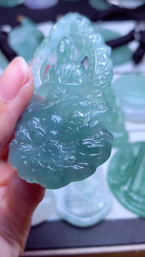 颈饰未镶嵌翡翠天然A货翡翠