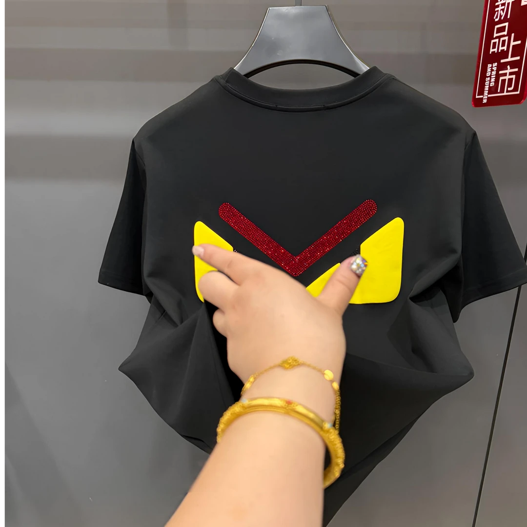 新（9902）2025新款时尚百搭日常流行轻奢情侣短袖