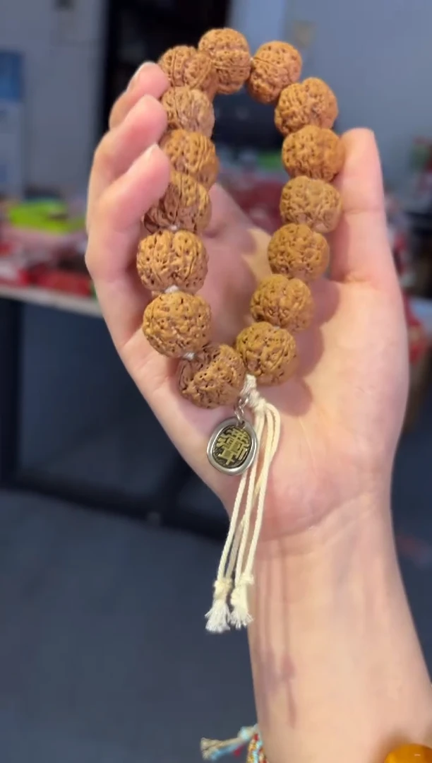 吊坠菩提根/象牙果   2.0梅花双龙蜂窝大金刚手持