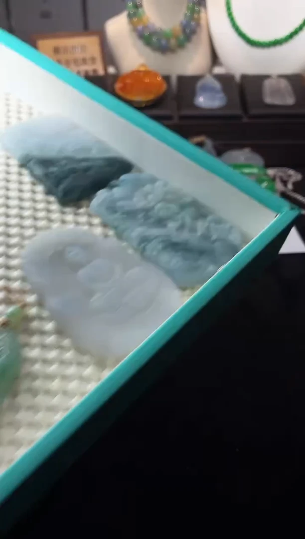 未镶嵌定制翡翠加*~  S毛货不退不换