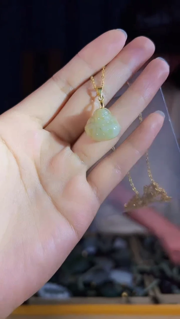 颈饰未镶嵌和田玉拍一发一，多样性发货