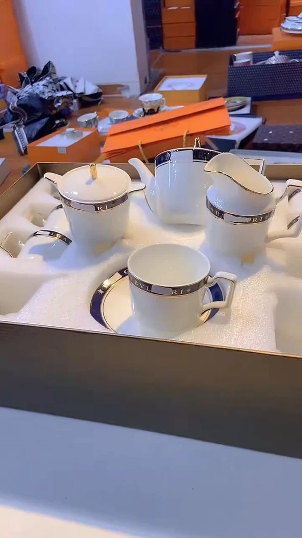 杯鸿辉家品牌瓷器，京东包邮！