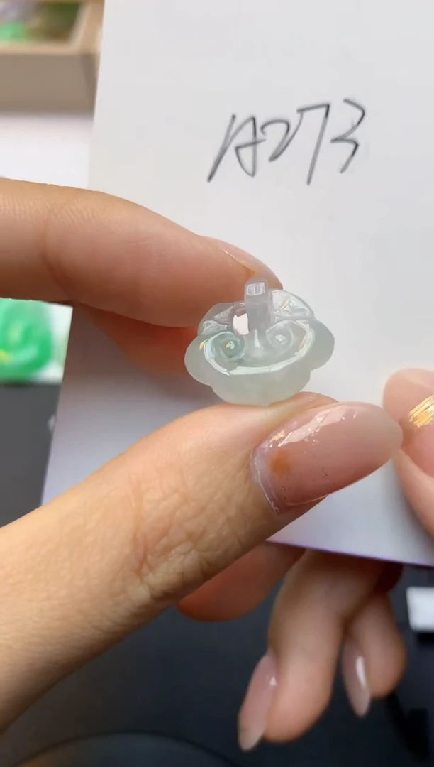 颈饰未镶嵌翡翠天然A货缅甸翡翠百元以上9元证书费自理