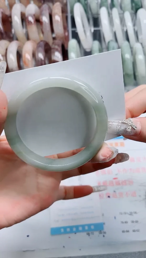 【闪购商品】石英质玉手镯未镶嵌A181-60