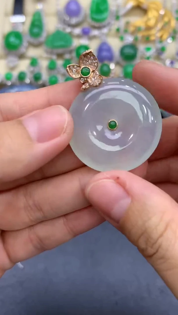 颈饰18K金镶嵌翡翠431-中国好珍宝