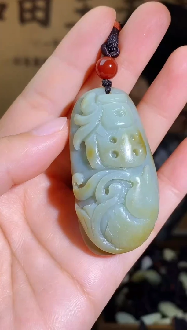 颈饰未镶嵌和田玉1