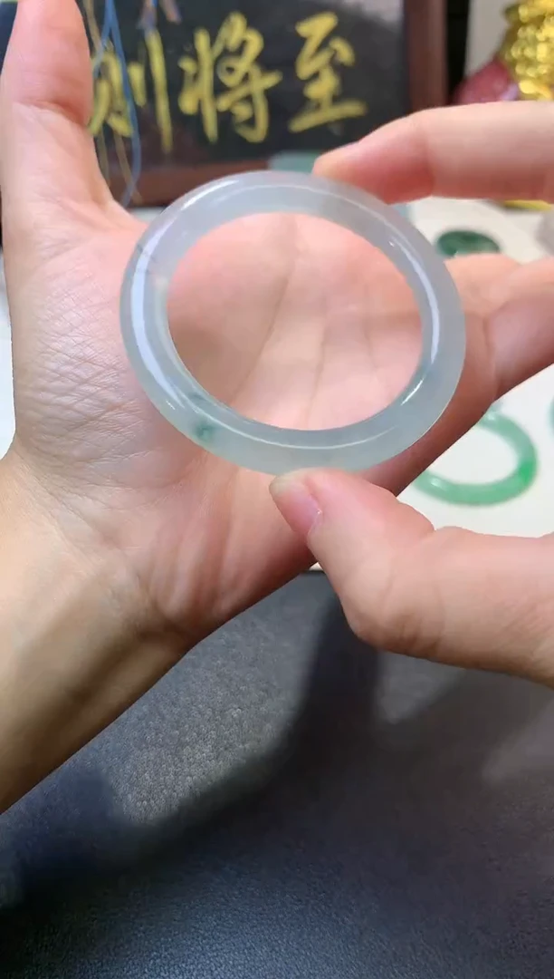 未镶嵌定制翡翠毛货