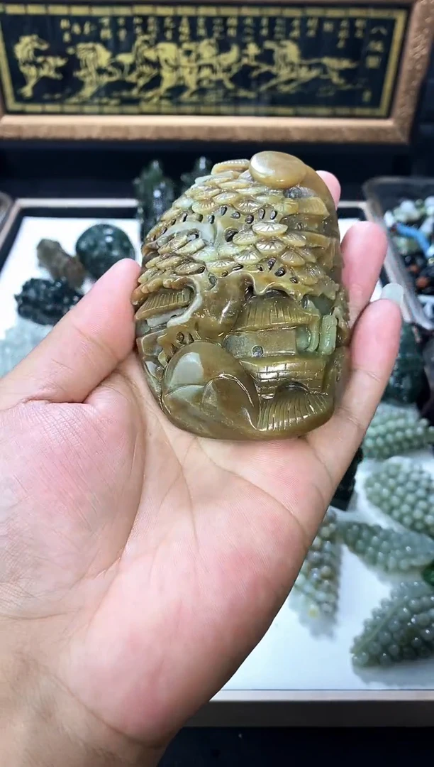 颈饰未镶嵌和田玉1
