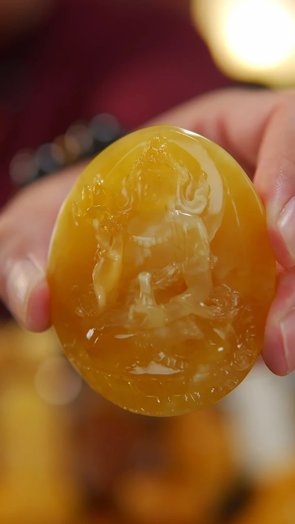 【闪购商品】蜜蜡颈饰未镶嵌玉瓶观音吊坠38.33