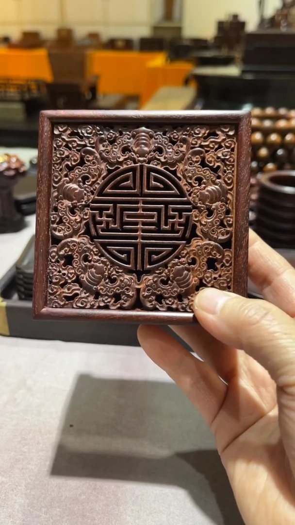 檀香紫檀（小叶紫檀）冷*精品木雕盒精工细作